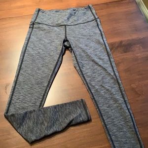 Athleta XS Leggings Dark Heather Gray